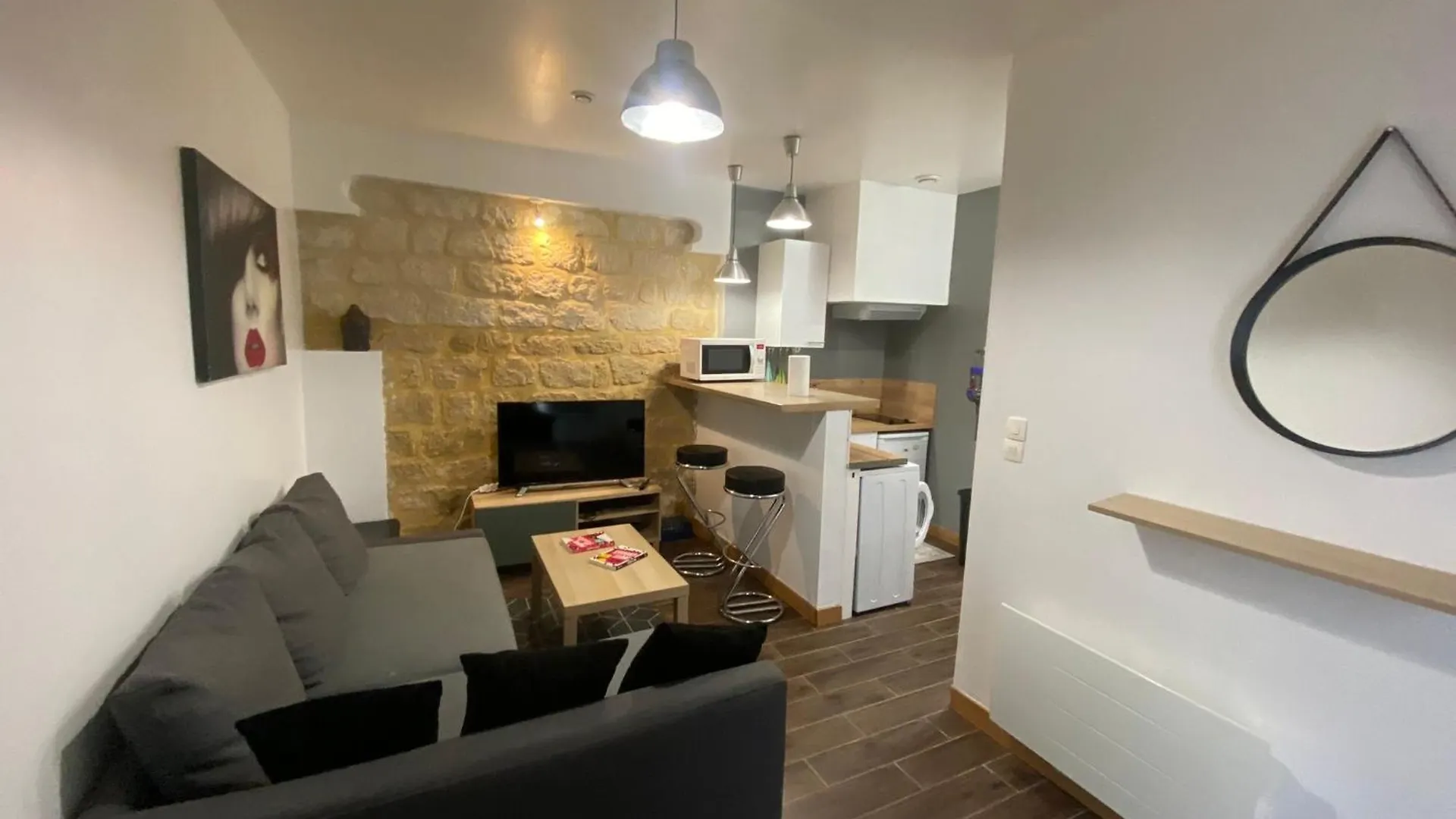 Agreable Appartement In Montmartre Paris